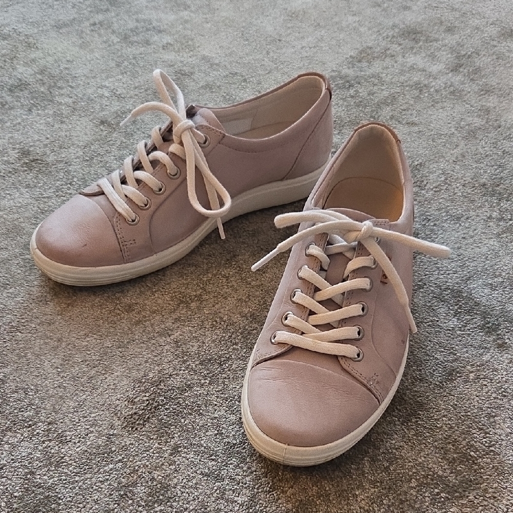 Ecco Soft 7 Womens Sneakers